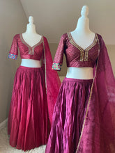 Load image into Gallery viewer, Festive Lehenga (2 color options)
