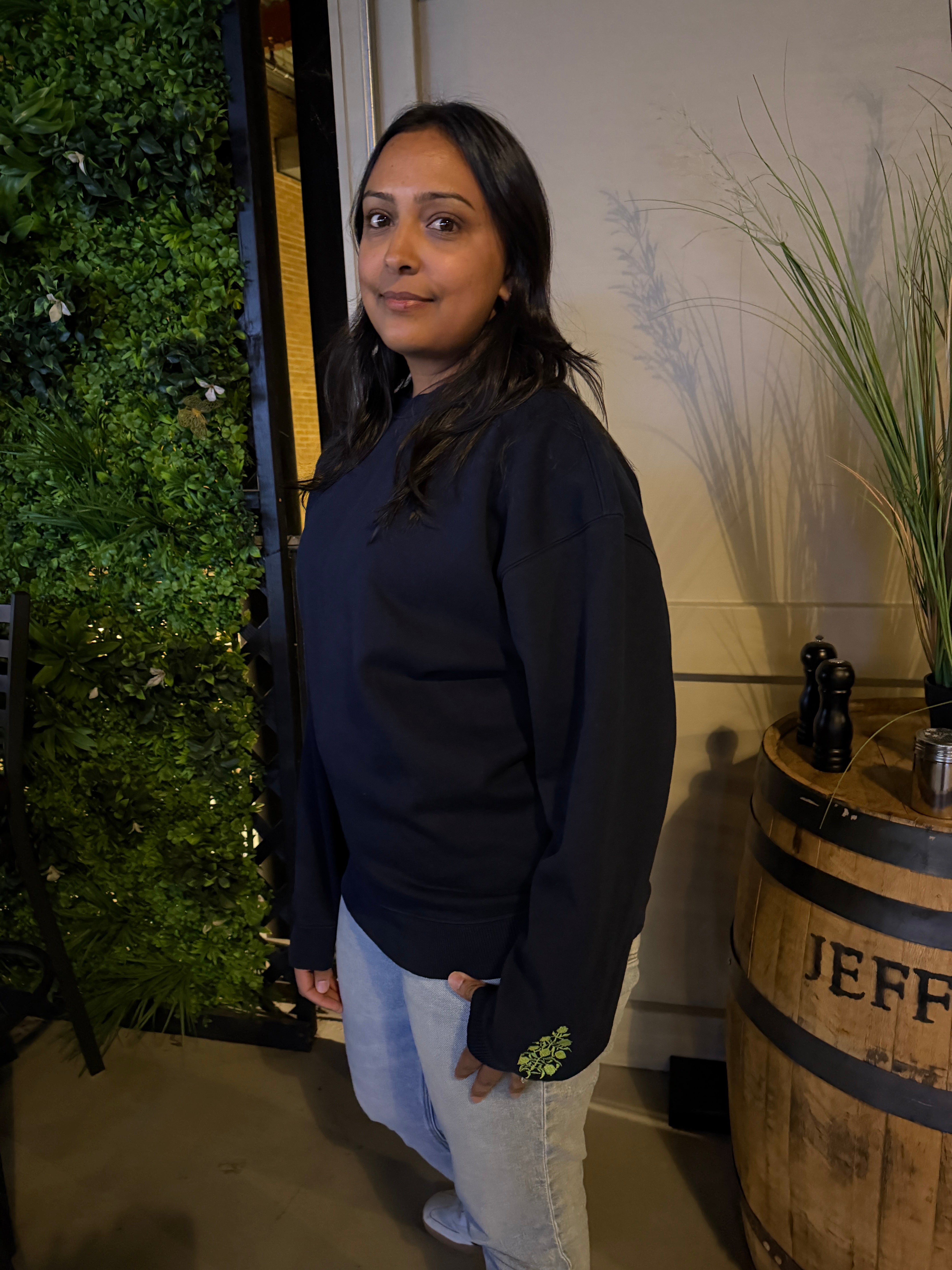 Unisex organic cotton with embroider